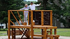 D�tská proléza�ka v podob� matematické kostky o�ivila ve�ejný prostor na...
