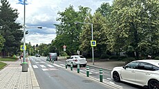 Silnice ped Z Trojská, kde motorká srazil nezletilou dívku. (17. ervna 2024)