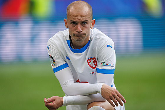 Zklamaný Václav �erný po zápase s Gruzií.