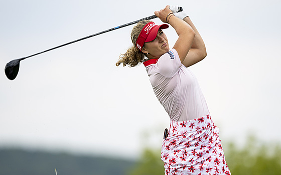 eská golfistka Sára Kousková na turnaji v Beroun.