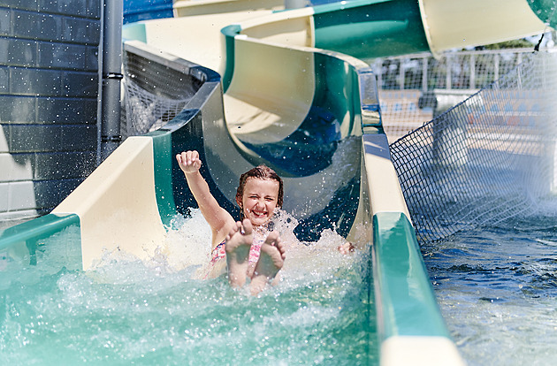 Aqualand Moravia zavádí jednotnou výi celodenní vstupenky, která nov stojí...