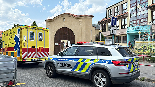 Výuka začne v září i žákům ve škole, kde spadl strop. Opravy míří ke konci