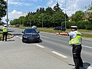 Dopravn policist v Plzni dohlej ve zven me na provoz ve mst. Snmek...