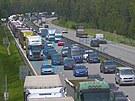 Na dálnici D1 poblí Stechova nad Sázavou se tvoí kolony kvli dopravní...