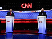 Donald Trump a Joe Biden bhem první televizní debaty (27. ervna 2024)