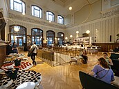 Slavnostní otevírání kavárny Foyer Café v historické Fantov budov na Hlavním...