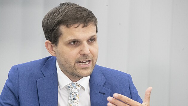 Ministr ivotnho prosted, Petr Hladk z KDU-SL, oznmil zmny v podpoe pro vmnu nevyhovujcch uhelnch kotl. (24. ervan 2024)