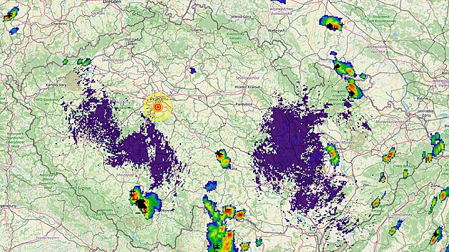 Prvn bouky se v esku vytvoili ji v dopolednch hodinch. (28. ervna 2024)