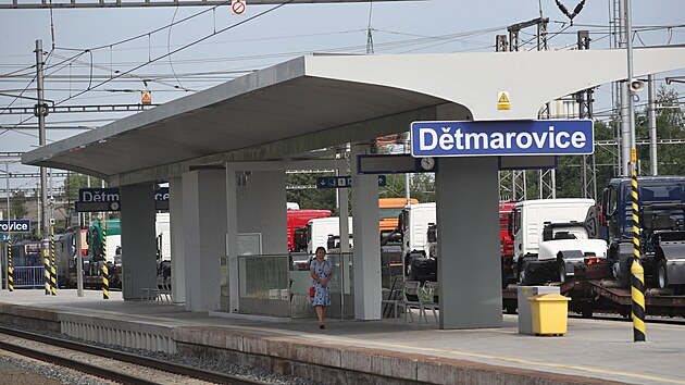 eleznin ndra Dtmarovice na Karvinsku prolo celkovou rekonstrukc, stejn jako tra Dtmarovice - Petrovice u Karvin - sttn hranice Polsko.