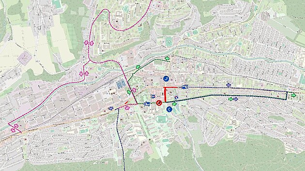 Objzdn trasy kvli uzaven ulice Osvoboditel ve Zln. (erven 2024)