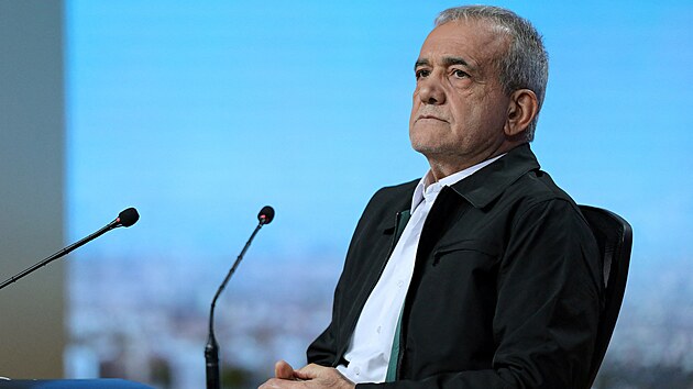 �r�nsk� prezidentsk� kandid�t Mas�d Peze�kj�n (25. �ervna 2024)