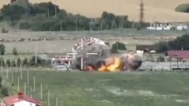 Ukrajinsk sthaka MiG-29 svrhla francouzsk bomby AASM-250 "Hammer" na rusk pozice v Belgorodsk oblasti. (erven 2024)