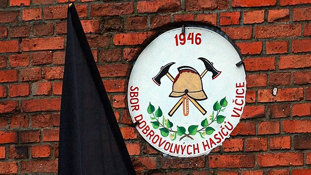 Povode� ve Vl�ic�ch na Jesenicku. - Vzpom�nka na velitele m�stn�ch hasi��, kter� zem�el p�i povodn�ch.