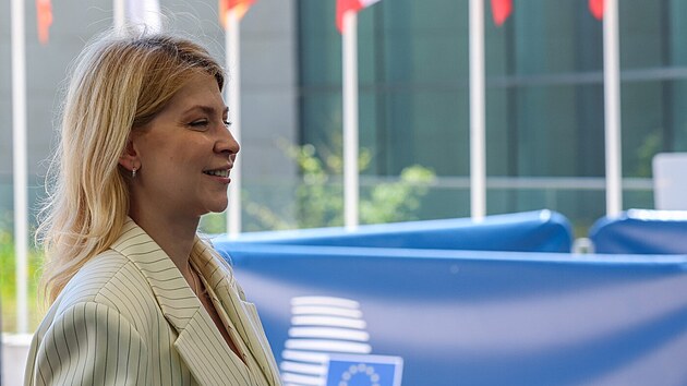 Ukrajinsk� vicepremi�rka a m�stop�edsedkyn� vl�dy pro evropsk� z�le�itosti Olha Stefani�ynov� na bilater�ln�m setk�n� (25. �ervna 2024)