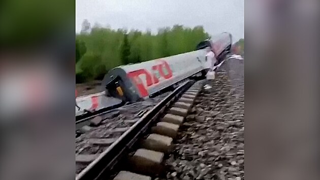 V Rusku kvli podmen trati vykolejil osobn vlak