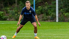 Adam Vlkanova na tréninku hradeckých fotbalist�.