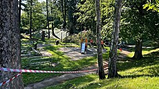 V eském Tín stále likvidují kody po sobotní silné bouce. (26. ervna 2024)