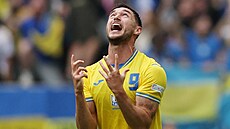 Ukrajinský úto�ník Roman Jarem�uk emotivn� slaví gól proti Slovensku.