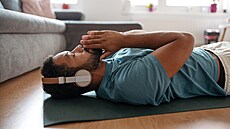 Takové to domácí meditování. Pomáhá v�bec? Aktuální rozsáhlá studie to...