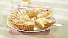 Tvarohový kolá� s hru�kami 