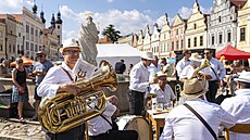 U�ijte si letní Tel�!