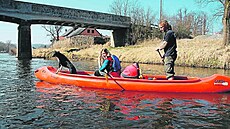 Takto man�elé p�ed lety za�ínali.