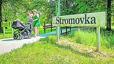 Do Stromovky v sou�asnosti chodí na procházky nejen pejska�i, ale také maminky...