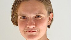 Bohemistka, p�ekladatelka a lingvistka specializuj�c� se na v�cejazy�nost Anna...
