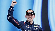 Max Verstappen se raduje z vítzství ve Velké cen panlska.