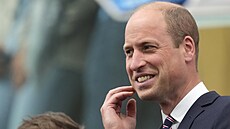 Britský Princ William sleduje utkání Anglie - Dánsko.