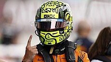 Lando Norris z McLarenu se raduje z triumfu v kvalifikaci Velké ceny panlska...