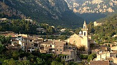Vesnika Valldemossa 20 km od Palmy de Mallorca