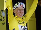 Tadej Pogaar se po druhé etap Tour de France pevlékl do lutého trikotu.