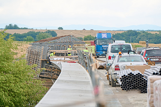 Pokraování stavby dálnice na D49 u Frytáku na Zlínsku (ervenec 2024)