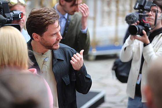 Španělsko-německý herec a režisér Daniel Brühl dorazil na karlovarský festival...