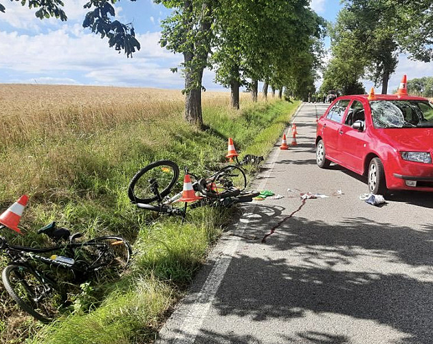 Výjezdů k nehodám o prázdninách přibývá, ohrožení jsou hlavně cyklisté