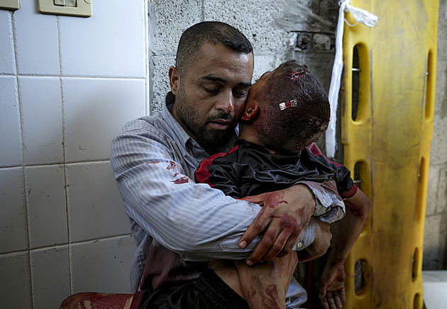 Při izraelském náletu na školu v Gaze zemřelo 27 lidí, tvrdí lékařský zdroj