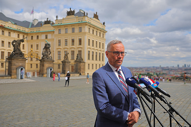 O geniálním plánu, jak to natřít Putinovi a hodném komoušovi