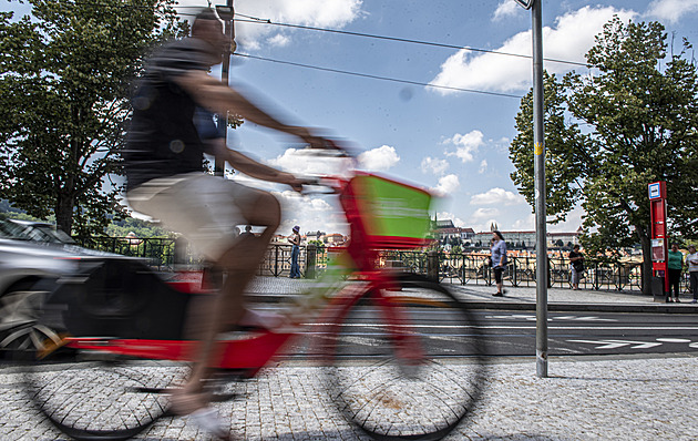 Elektrokolob�ky a elektrokola v Praze