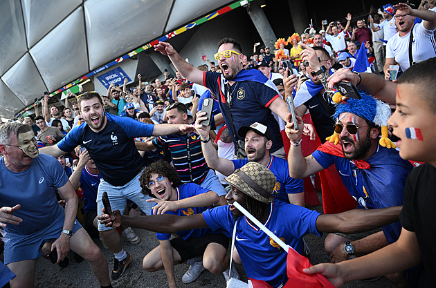 ONLINE: Španělsko - Francie, souboj o finále, Mbappého bude hlídat veterán