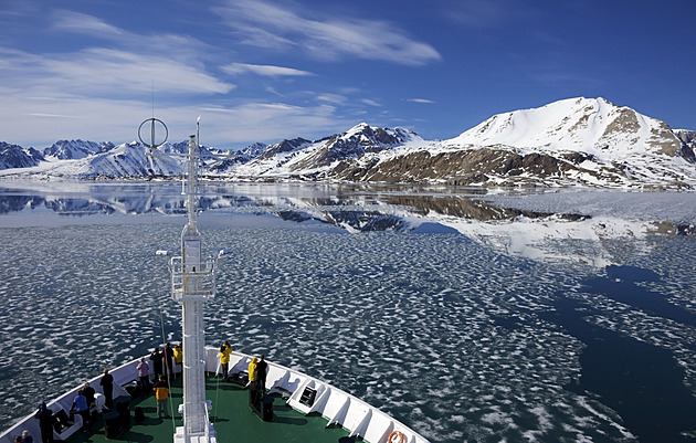 Konec mazutu v Arktidě. Pro lodě začal platit jeho zákaz, vymáhání bude těžší