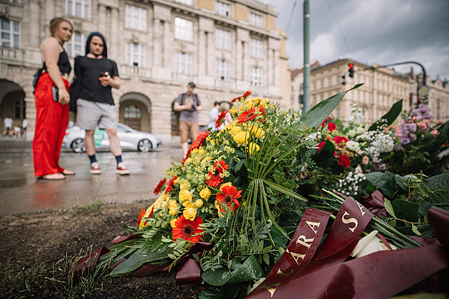 Po střelbě bolest, teď hořkost. Škola mě nekontaktovala a doteď jsem nedostal ani haléř, říká otec zavražděné na FF
