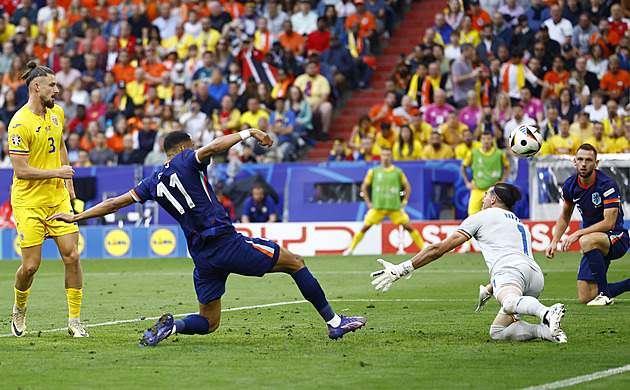 ONLINE: Rumunsko - Nizozemsko 0:1, van Dijk trefuje tyč, Gakpo v ofsajdu