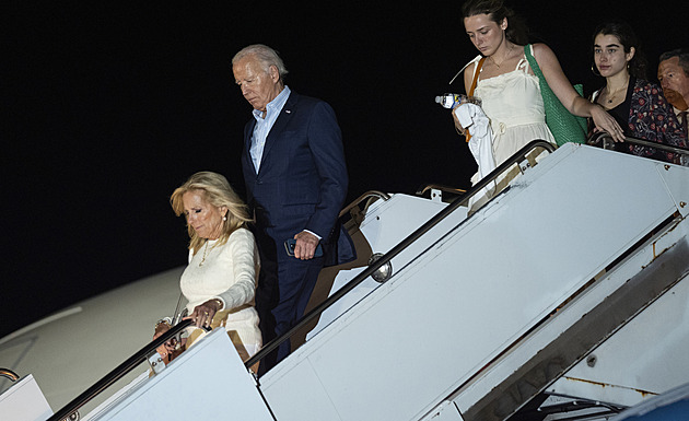 Biden se bude dál ucházet o znovuzvolení. Kampaň neukončím, napsal v dopise