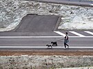 tyi pruhy msto dvou. Mezi Novm Borem a Svorem vznikla 3,5kilometrov...