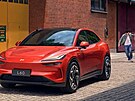 ANTITESLA OD NIA: Tesla Model Y se v posledních m�sících prodejn� propadá. A v...