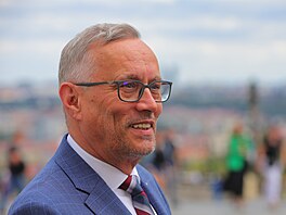 Ministr pro evropské záleitosti Martin Dvoák (STAN) po schzce s prezidentem...
