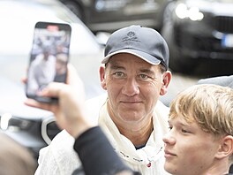 Britský herec Clive Owen dorazil na karlovarský festival (3. ervence 2024).