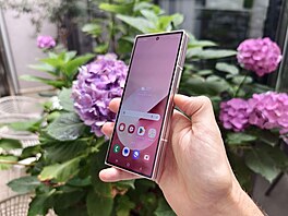 Samsung Galaxy Z Fold 6