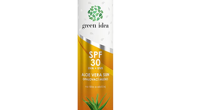 Opalovac� ml�ko Green Idea s SPF 30 vhodn� kombinuje ��inky ochrann�ch filtr�, ��m� je zaji�t�na vysok� ochrana, ��inn� hydratuje a je odoln� v��i vod�, p�sku a potu, cena 248 K�